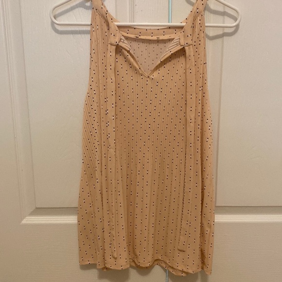 Cream colored blouse - Picture 2 of 10